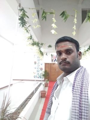 VRaja96565301's profile picture. 