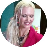 Susan McCormick (@mccormicksusiee) 's Twitter Profile