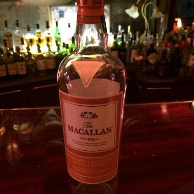 ウイスキー大好きサラリーマン。ウイスキーを通じて人生を豊かにする。Japanese whisky lover. I would like to enrich my life through whisky. 日本威士忌爱好者。我想用威士忌来丰富我的生活。
