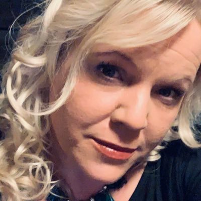 Lisad13579's profile picture. attempting to bring hope to those that need a little help 🌟 ** note all views are my own