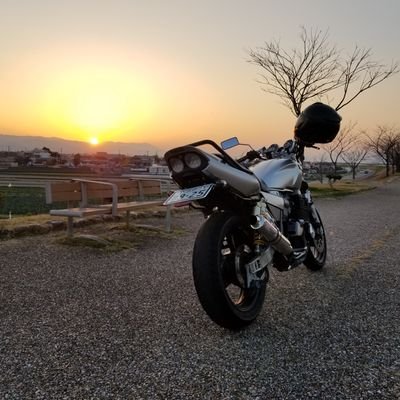 バイク乗りになるついでにTwitter始めました！
#XJR400R #バイク乗りと繋がりたい