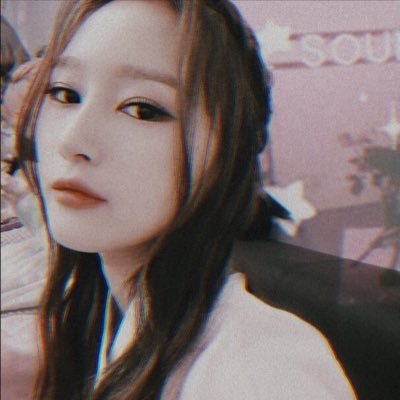 ㅤㅤヽㅤ💋💌 ㅤ── ｀a.k.a 𝓂𝑜𝓃𝒾𝒸𝒶. main vocalist, 95 liner, daegu girl of 𝒹𝓇𝑒𝒶𝓂𝒸𝒶𝓉𝒸𝒽𝑒𝓇. ´