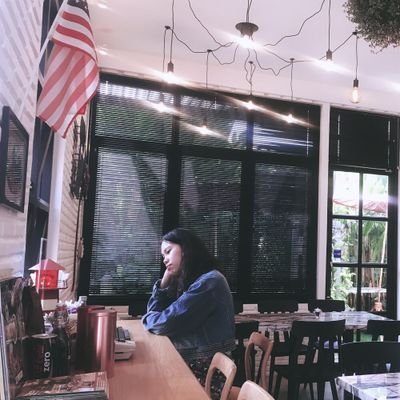 zuzahabong's profile picture. 