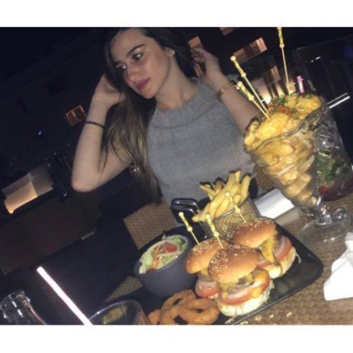 Rawoonjarada's profile picture. '15 ♥. I blow my candles on January 7th.