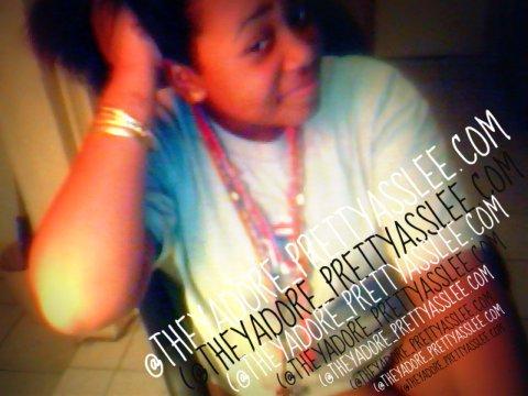 prettyleex2's profile picture. 