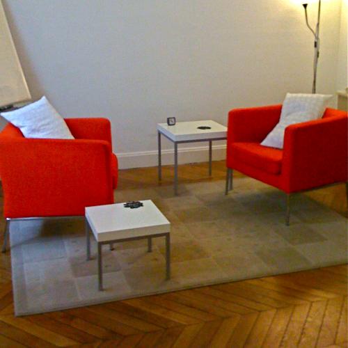 AnneClaudeB's profile picture. Coach & Thérapeute Paris/Fontainebleau transitions pro et perso/Effervescents/Multipotentiels -Therapie & Coaching in Paris/FTBL/Skype HSP-HP-Scanner