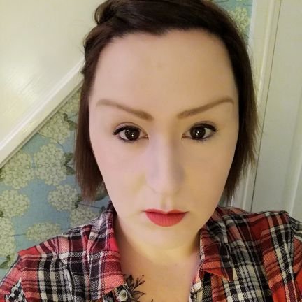 tabithajebarker's profile picture. Mother, Wife, Upcycler, napkin lover