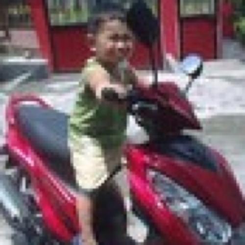 ph_report's profile picture. 2007年にフィリピンに移り住んで、プチリタイヤ生活をおくっています。現地でビリヤード場やその他小さなビジネスをいくつか経営しています。そんなわけで、暑い国から熱いレポートをお送りします！