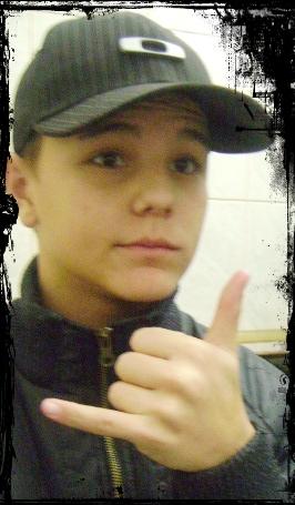 Msn: alan_fernandes_2006@hotmail.com
Orkut: alan.capoeirista.fanato@gmail.com