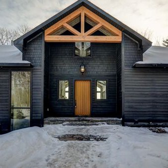 https://t.co/4QwYhj3t8o is a unique custom construction company, building new cottages and homes in the Muskoka’s for over 20 years.