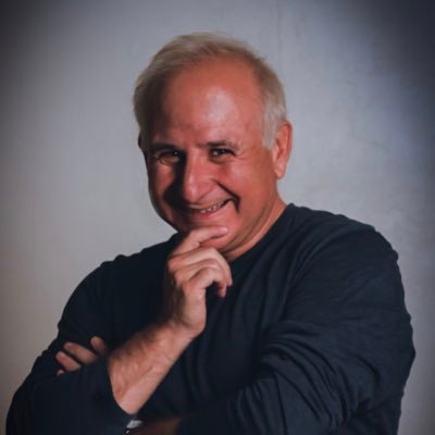 carlos_cgdesign's profile picture. CG Design Director, Graphic Designer, Master in Advertising, Photographer and PhD Student in Education