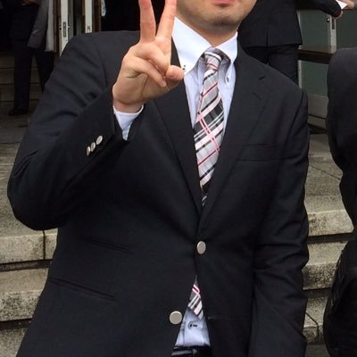 陰洗とか点滴する系職業のゲイ。大きな逸物を入念なケアします。177/95/35、がちぽちゃ。ケツイキするネコ、P17だけも、タチはできないし、掘られてるときは勃たない。身長高め、ガタイ良い人がタイプ。気軽にDMください。 つぶやくよりRT多い。