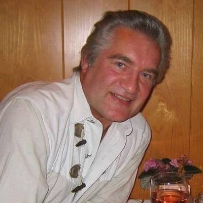 PhilipB49999114's profile picture. 