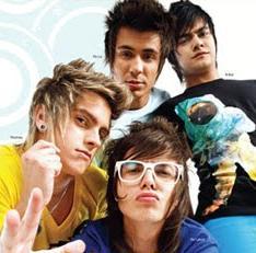Vamos reunir fãs da banda Restart em Fortaleza. 
Moderadores: @janainaalves_,
Since: 20/07.