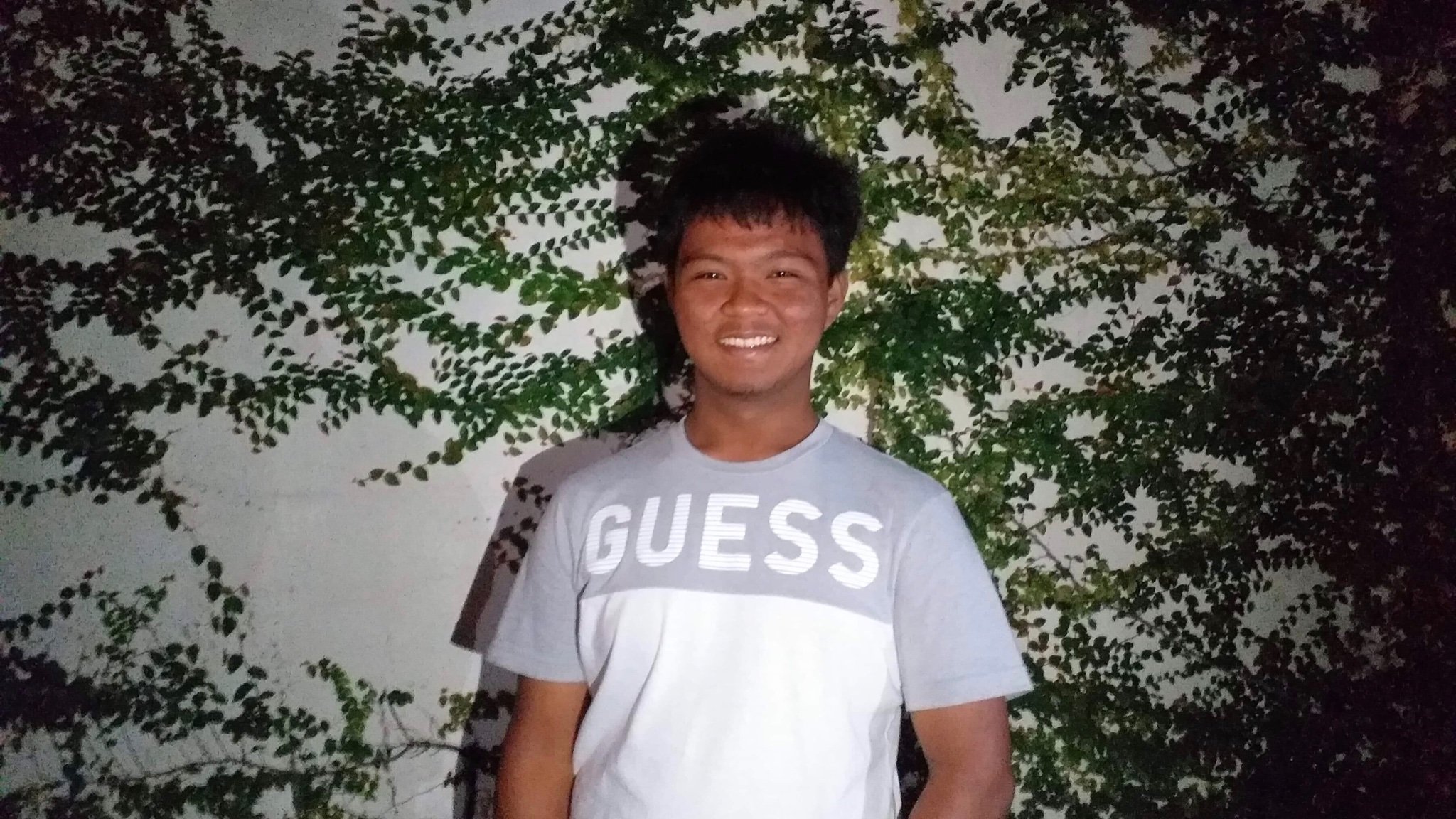john6saya's profile picture. Freshie taking up BS in Computer Engineering at UP Diliman (He/Him)