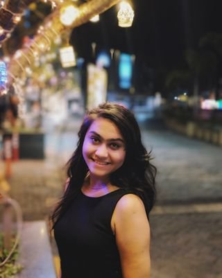 mugdhamj's profile picture. Surviving the rains of Bombay