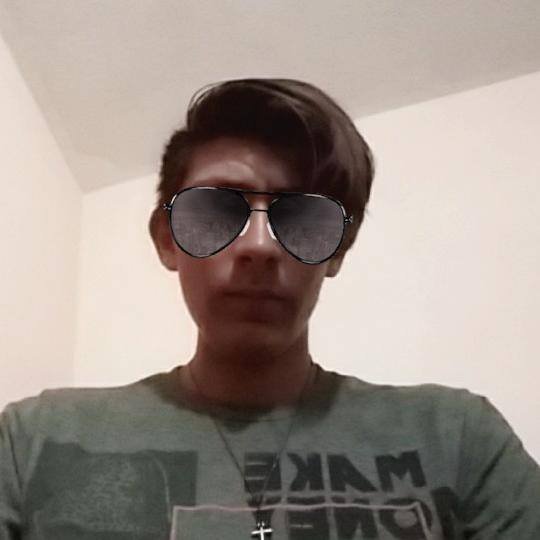 SOY UNA PERSONA HUMILDE PERO SOLIDARIO CON LOS DEMÁS :-) :-)