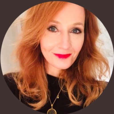 JKRowli35321307's profile picture. hello wizards, this is a twitter from a potterhead who's going to tweet funny things about JK and the wonderful world she's created, thank you