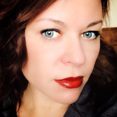 pdotstew's profile picture. Editor, wordsmith, digital diva.