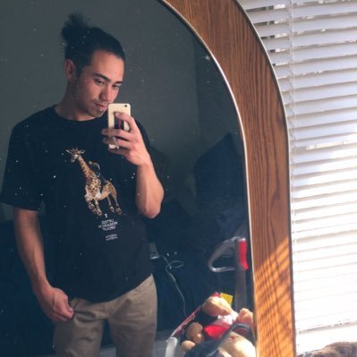 Moon3y_'s profile picture. ⑦⓪② ˙uɐɟ sɟǝı̣ɥɔ'ɟǝɥɔ'ɹǝɔnpoɹd