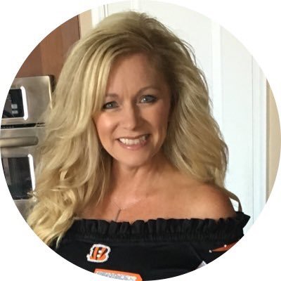 Vice President of HR for Sheakley. A graduate from Miami University and MS degree from Xavier University. Proud wife, mom, Buckeye’s and Bengals fan! 🧡🖤