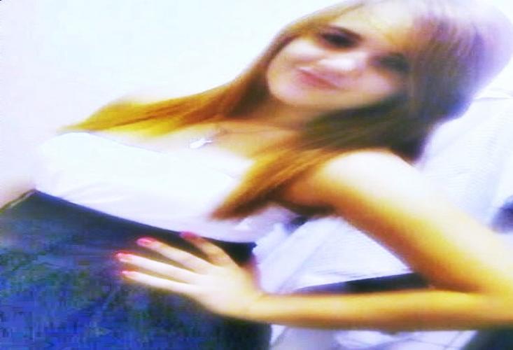 ooi, eu sou Milena -n, eu amo com todo meu coraçao o Nx Zero e o meu coração so bate pelo Gee Rocha s2,  agora tchau '-'