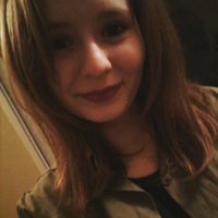 Lari (@_larissaurroz) 's Twitter Profile