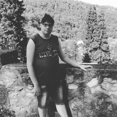 BakosDvid5's profile picture. 