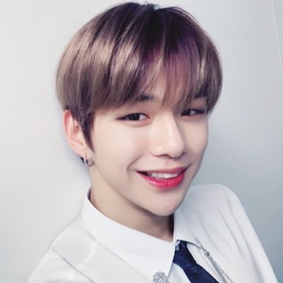 대표 강다니엘 .•_•