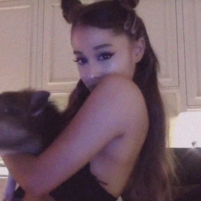 arixnagrndx's profile picture. you thought I was easy