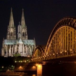 TravelSmart8's profile picture. 