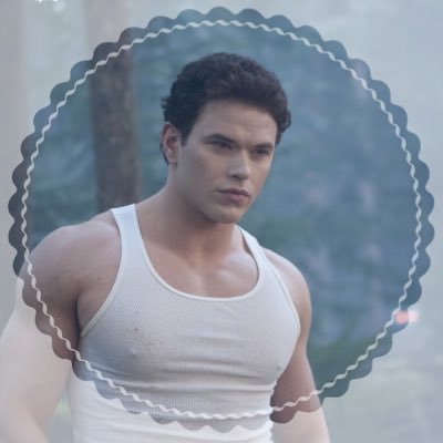 Emmett Cullen Vigelida Twitter