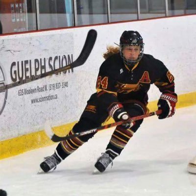 Charbsiee's profile picture. Region of Waterloo. U of G Alumni 🏒aspiring police officer 👷‍♀️➡️👮