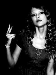 allthings4teens's profile picture. Follow Me for all things teens! I follow back! RT my tweets if they apply to you! created: 7/12/10 
lovelovelove♥