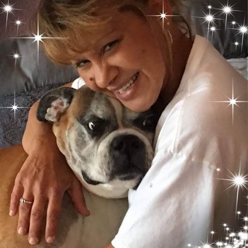 MelanieCzerwin5's profile picture. 🐷😀