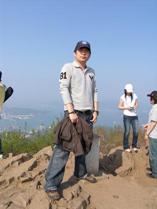 BorgRoy's profile picture. looking for a better life and future.