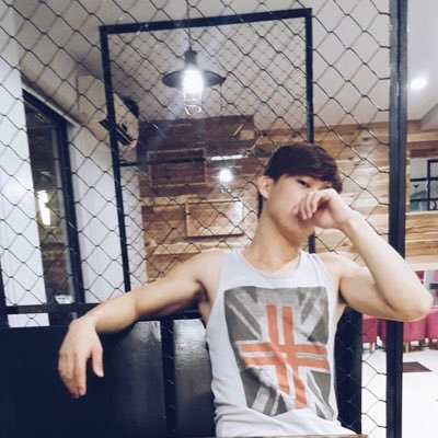 Francis19068067's profile picture. 