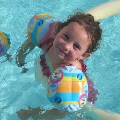 adelequerard's profile picture. 