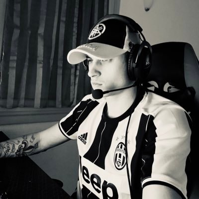joueur Rainbow six siege pc je suis Widzo fan des jeux vidéo depuis tous petit.👌 p1 p2. équipe @Burning_Heads go GA2k19
