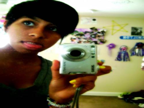 CrazyFun345's profile picture. love to have fun and hang with my boyfriend:]