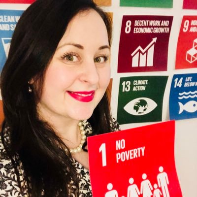 A Toronto based feminist working toward social justice and a sustainable future for all 🌍 Founder, Project Director of Beaches Reduces