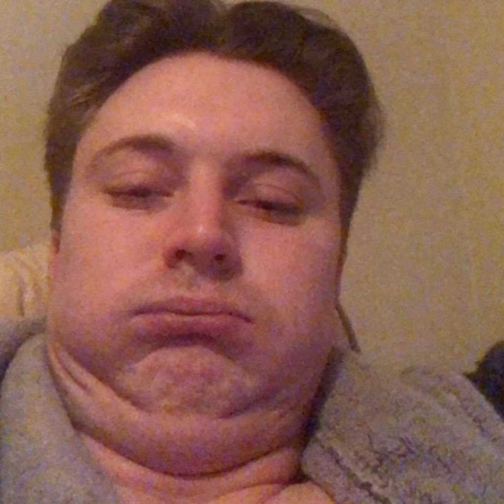 Batesy98's profile picture. ~leicestershire~ 👻xbatesy98x