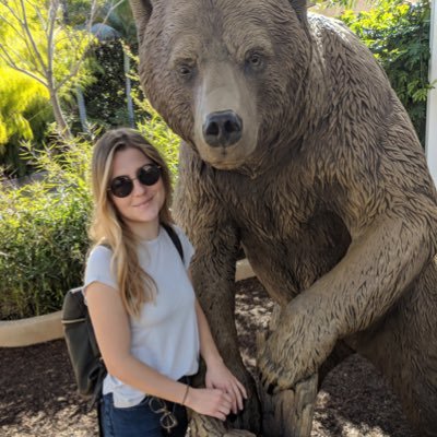 Alyssaaa's profile picture. I smile for a living.