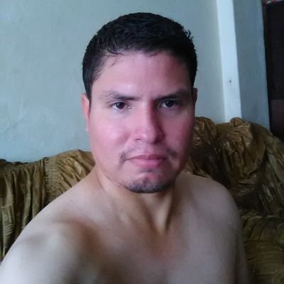 Micky_11_12's profile picture. 