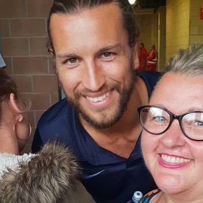 SammyGee74's profile picture. Love life, follow Pompey