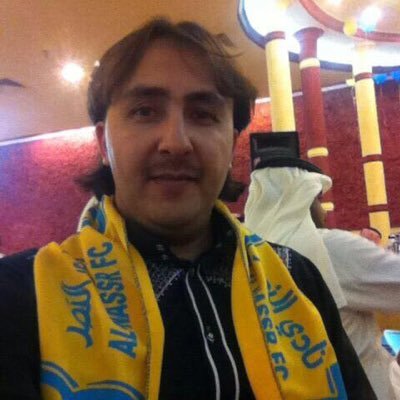 ✒ لاتتحدث بقوتك أمام ضعيف ، و لا بسعادتك أمام حزين ، و لا بمالك أمام فقير، زن كلامك و راعِ شعور الآخرين.✍🏻