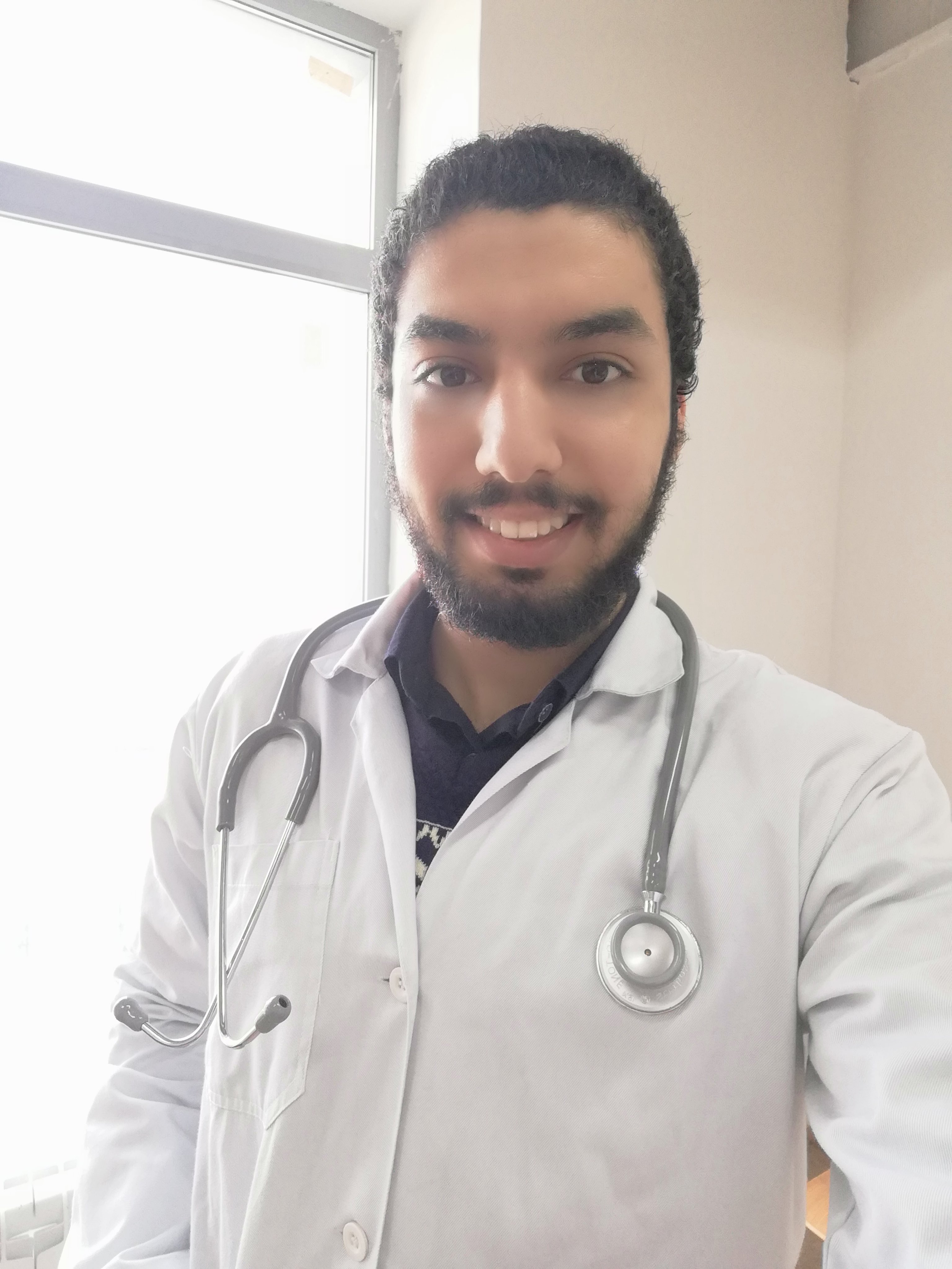 قف على قمة الإبداع ودافع، وإن قوتلت دونه فقاتل، وإن استنزلوك فلا تنزل ونازل، وإن ضاقت بك القمة فإياك إياك بالنزول أن تغامر.
المعتصم بالله
