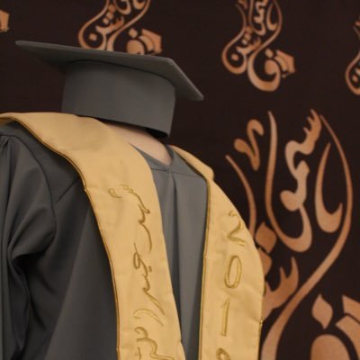 عبايات تخرج انستقرام
