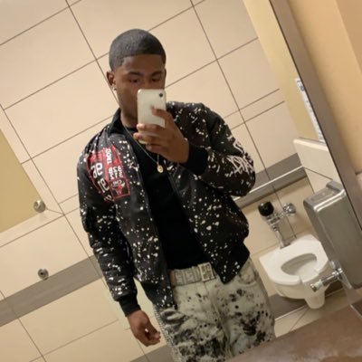 Up and coming artist 🎵✍🏾⬆️
👻Real.game37
📍916 Delpaso Heights, Ca💜🤘🏾
🎶☁️Sound Cloud: Fairgame Finnesse
🎤R&B / Rap🤪🤩
🤙🏾Freestyle Icon🤯🤫