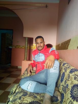 rNYV9mIX7ey0Z0m's profile picture. 